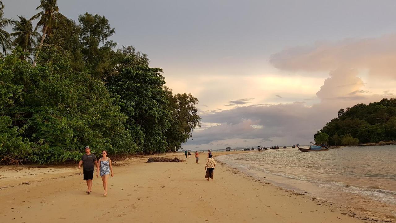 Elephants End Guesthouse Krabi Ao Nang Exterior foto